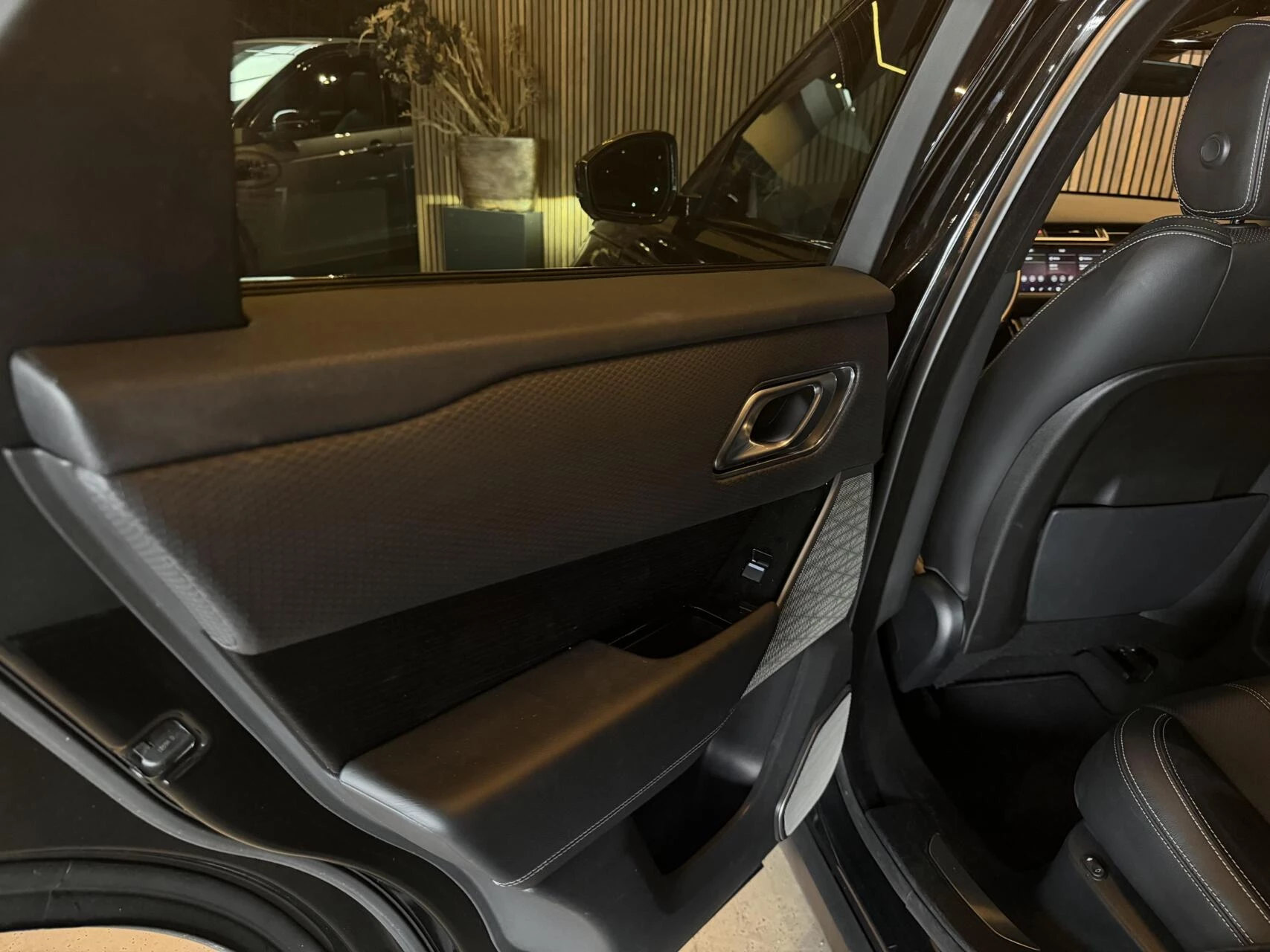 Hoofdafbeelding Land Rover Range Rover Velar