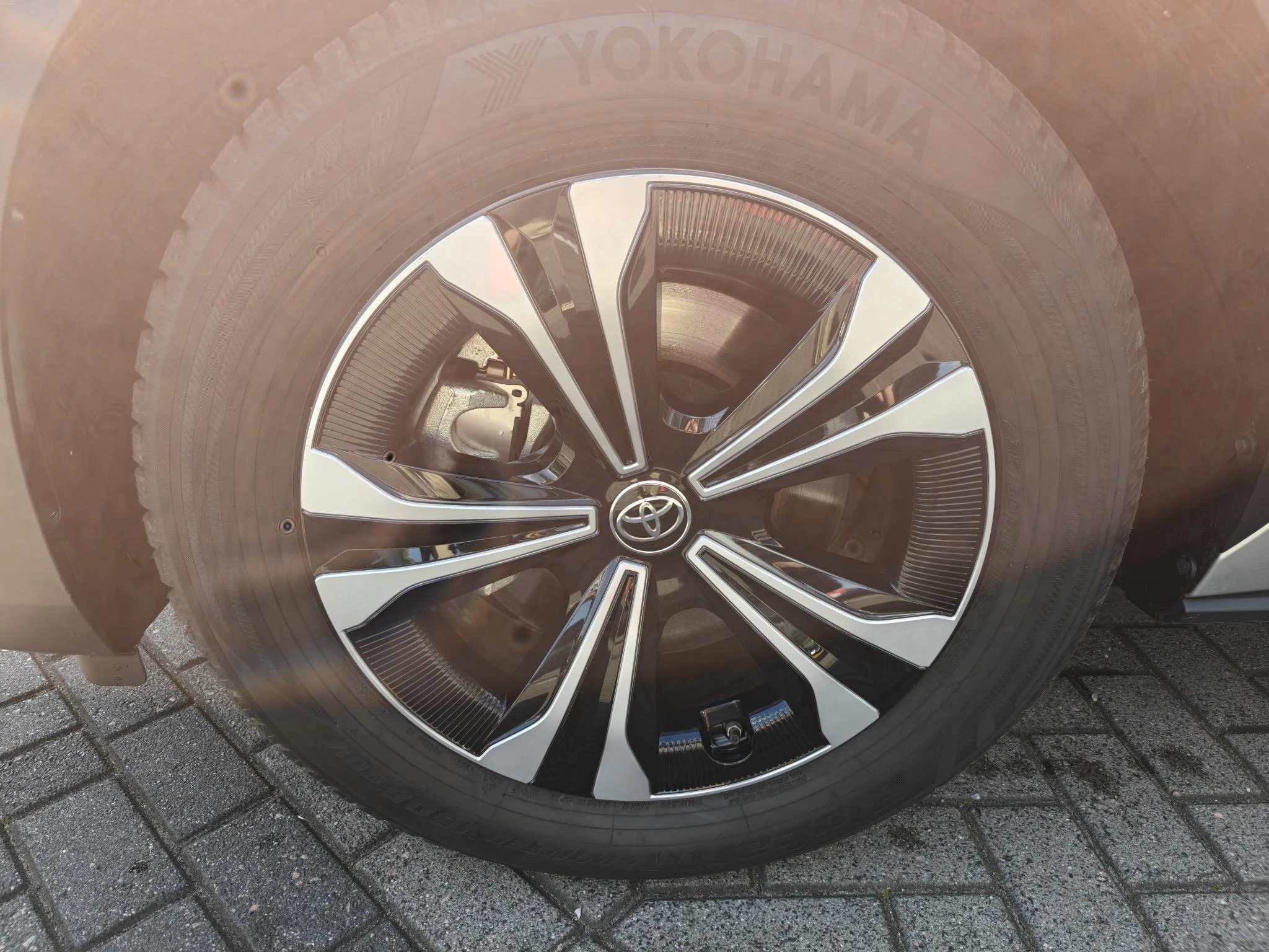 Hoofdafbeelding Toyota bZ4X