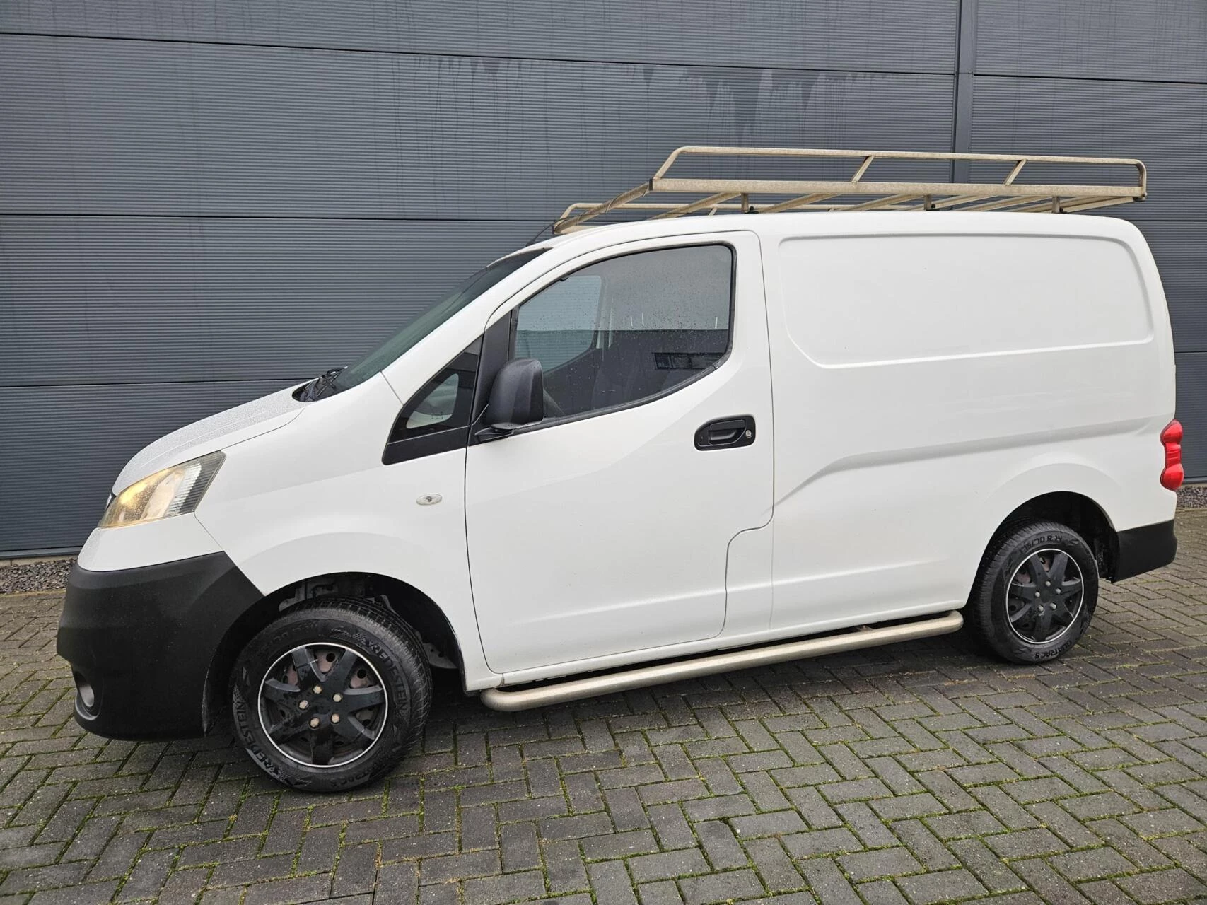 Hoofdafbeelding Nissan NV200