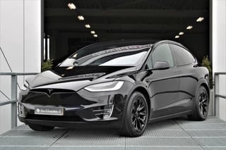 Hoofdafbeelding Tesla Model X Tesla Model X 75D Blackpack Luchtvering Camera Leer Trekhaak Blackpack