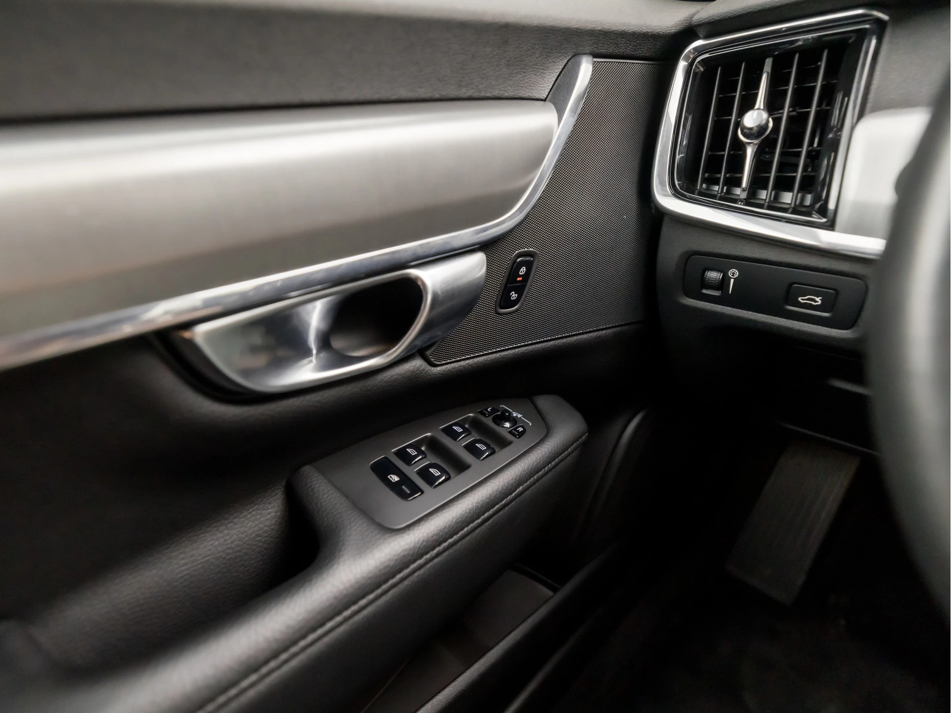 Hoofdafbeelding Volvo V90