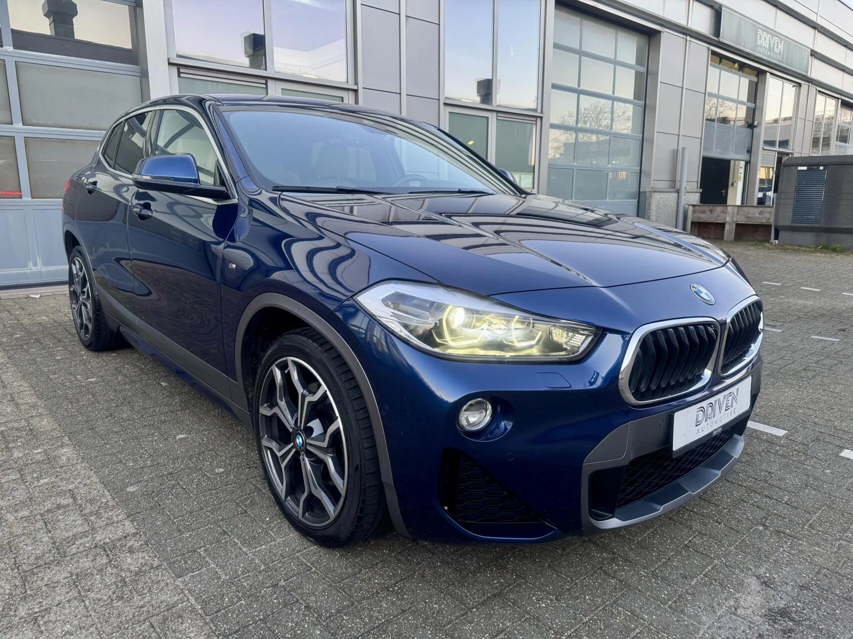 Hoofdafbeelding BMW X2