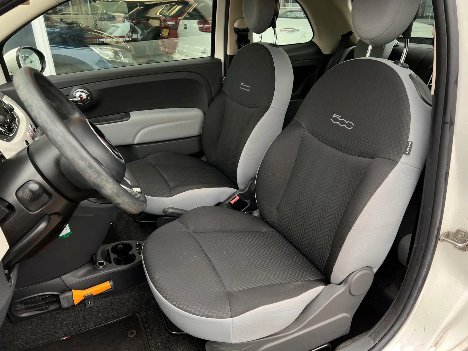 Hoofdafbeelding Fiat 500
