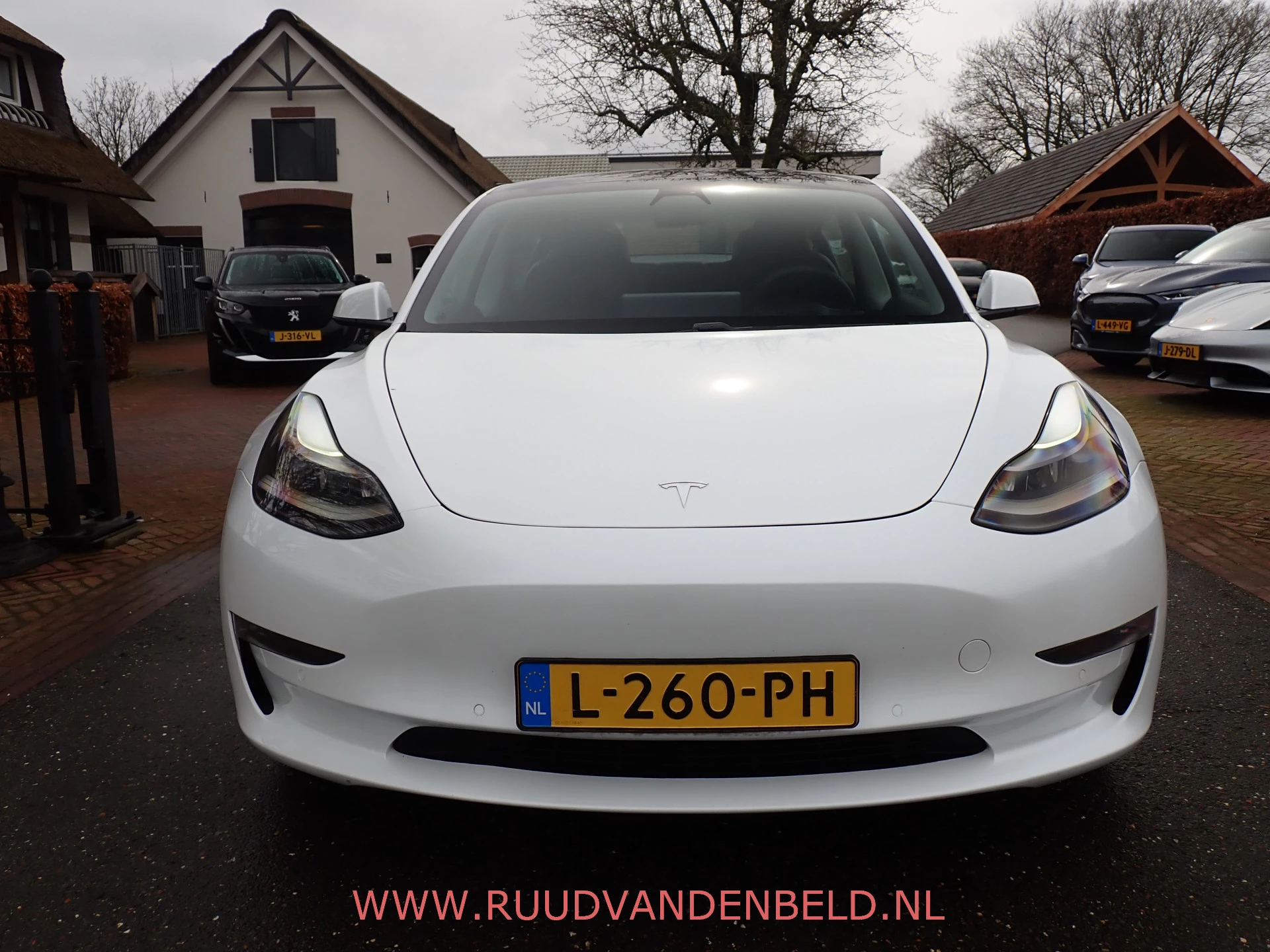Hoofdafbeelding Tesla Model 3