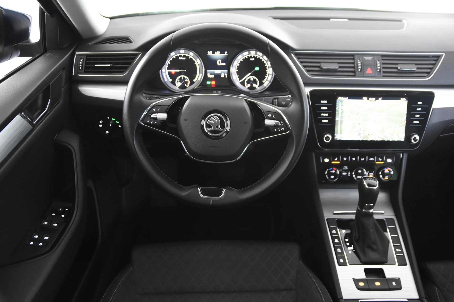 Hoofdafbeelding Škoda Superb