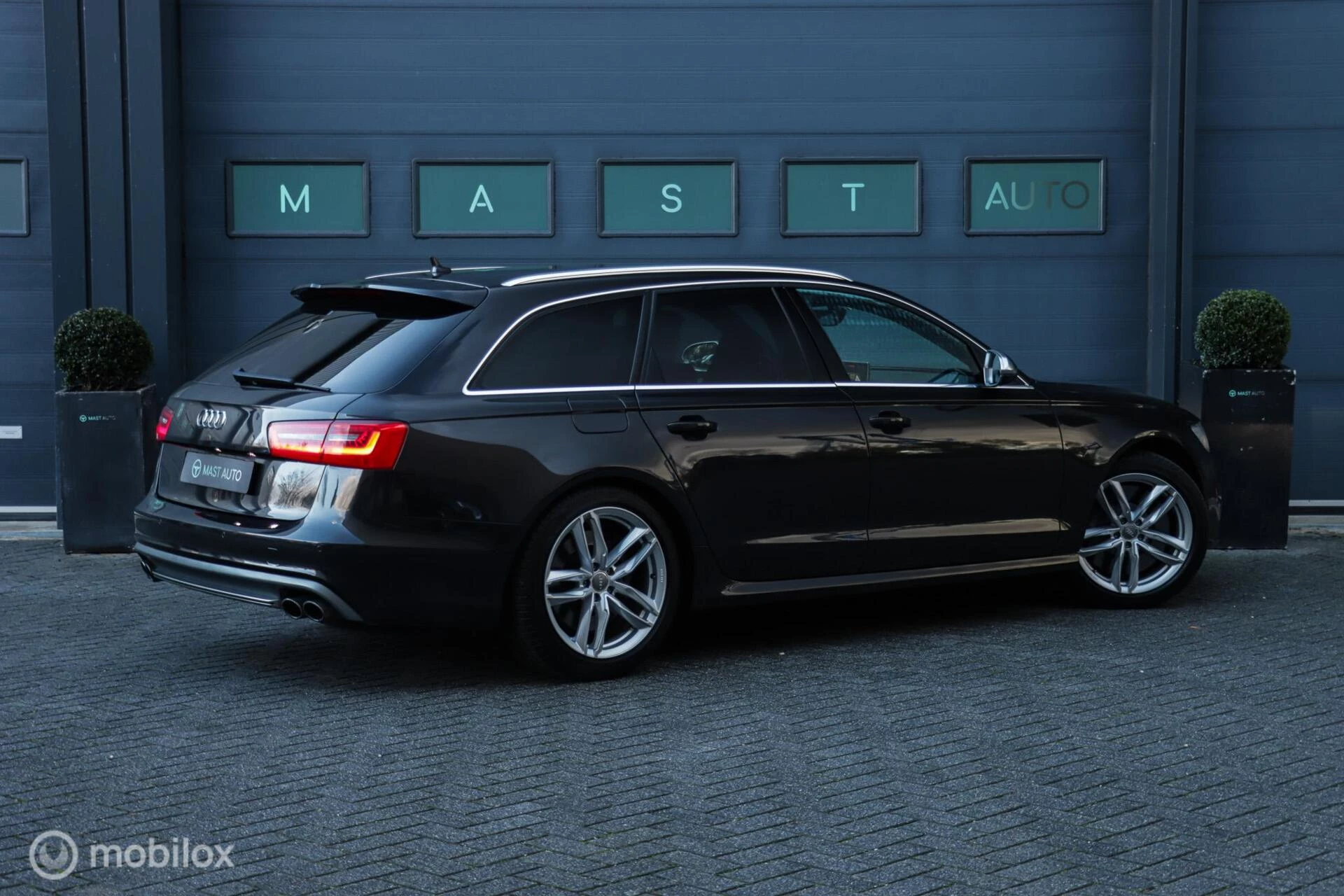 Hoofdafbeelding Audi S6