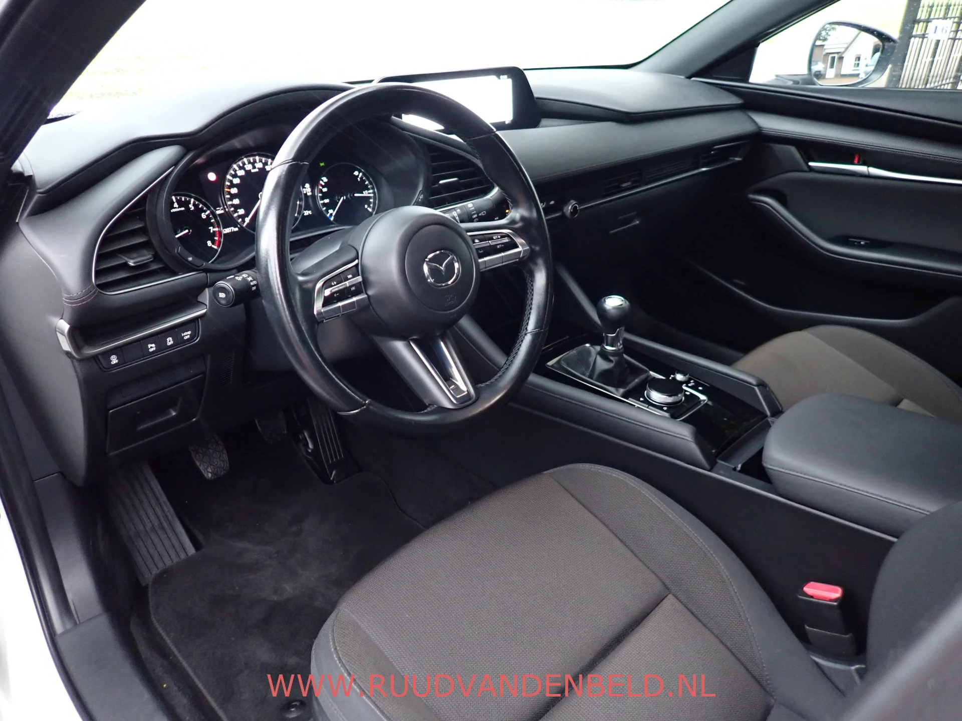 Hoofdafbeelding Mazda 3