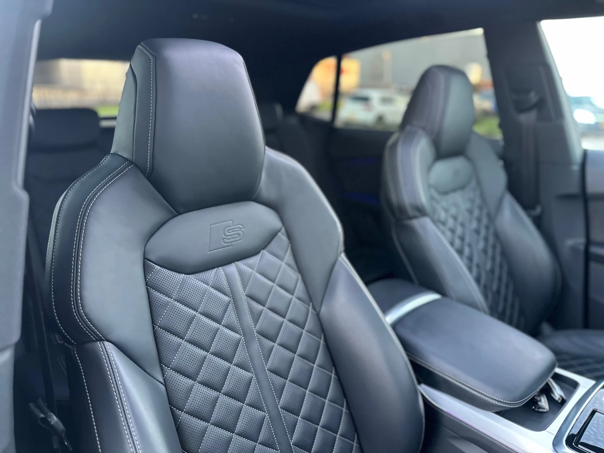 Hoofdafbeelding Audi Q8