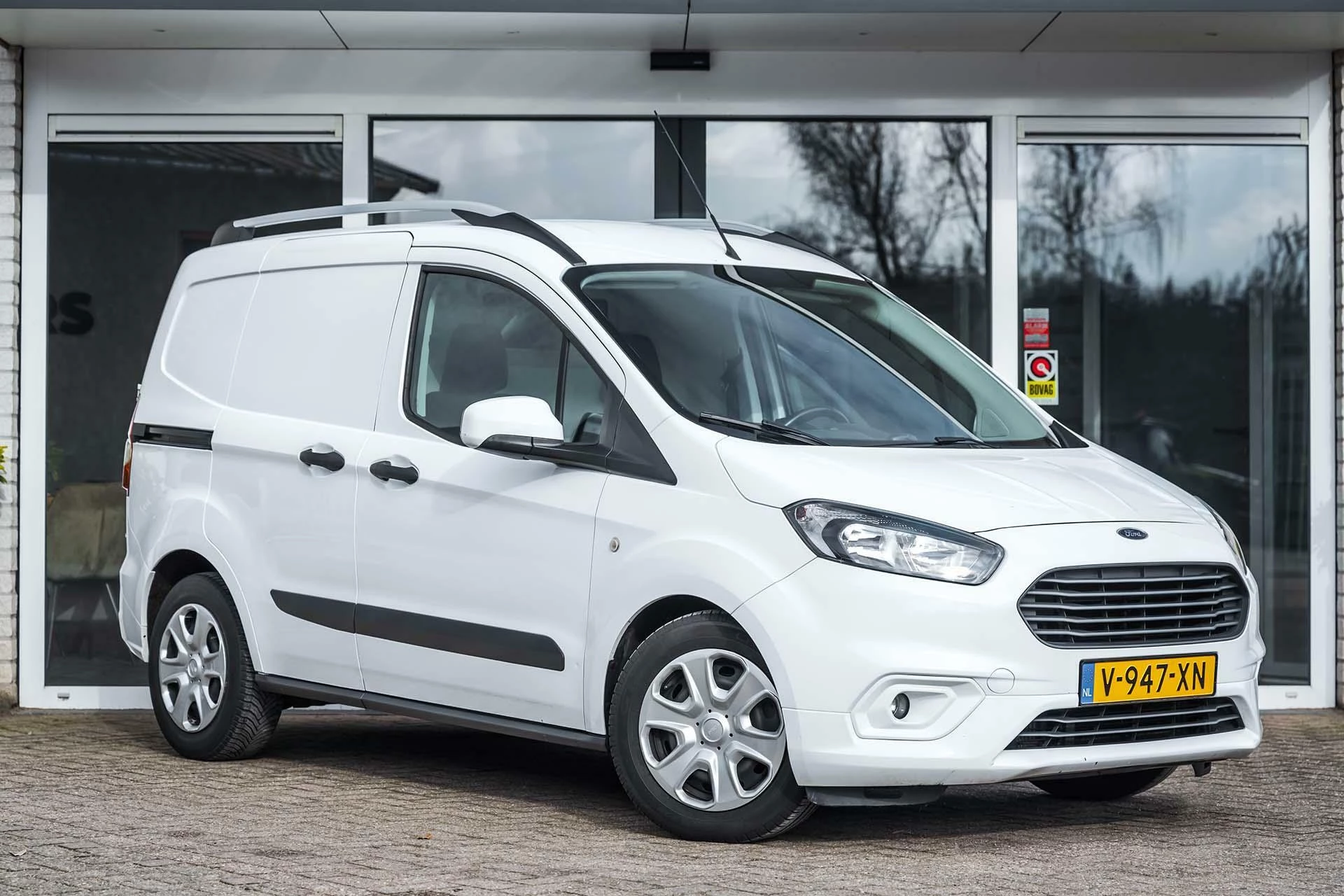 Hoofdafbeelding Ford Transit Courier