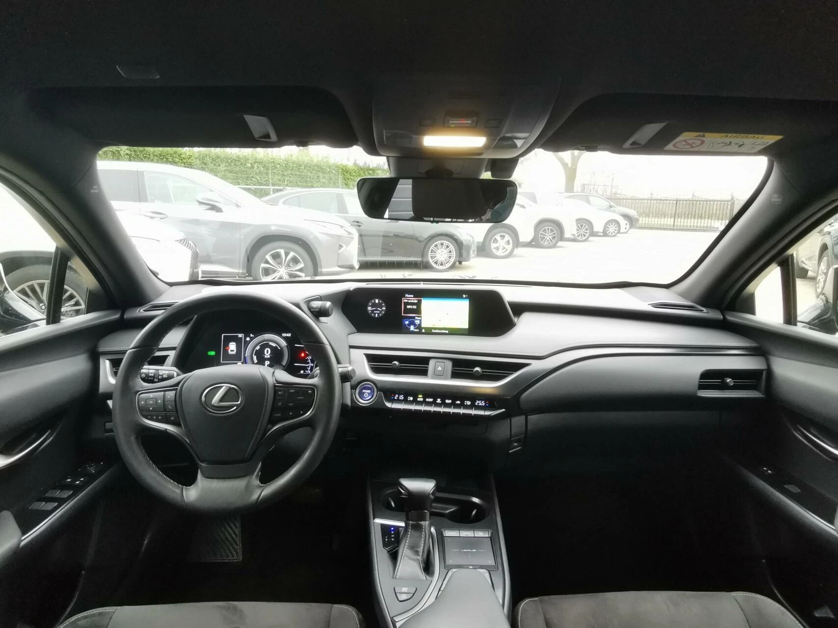 Hoofdafbeelding Lexus UX