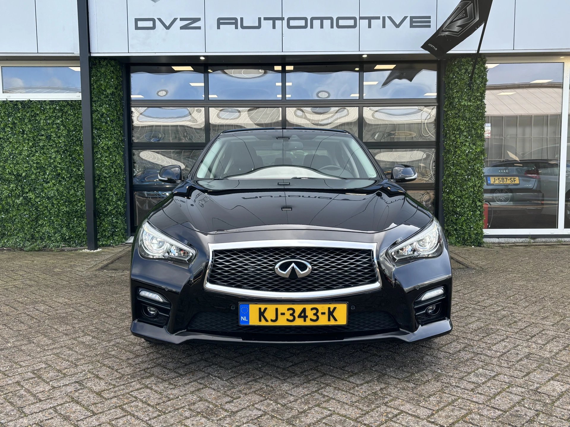 Hoofdafbeelding Infiniti Q