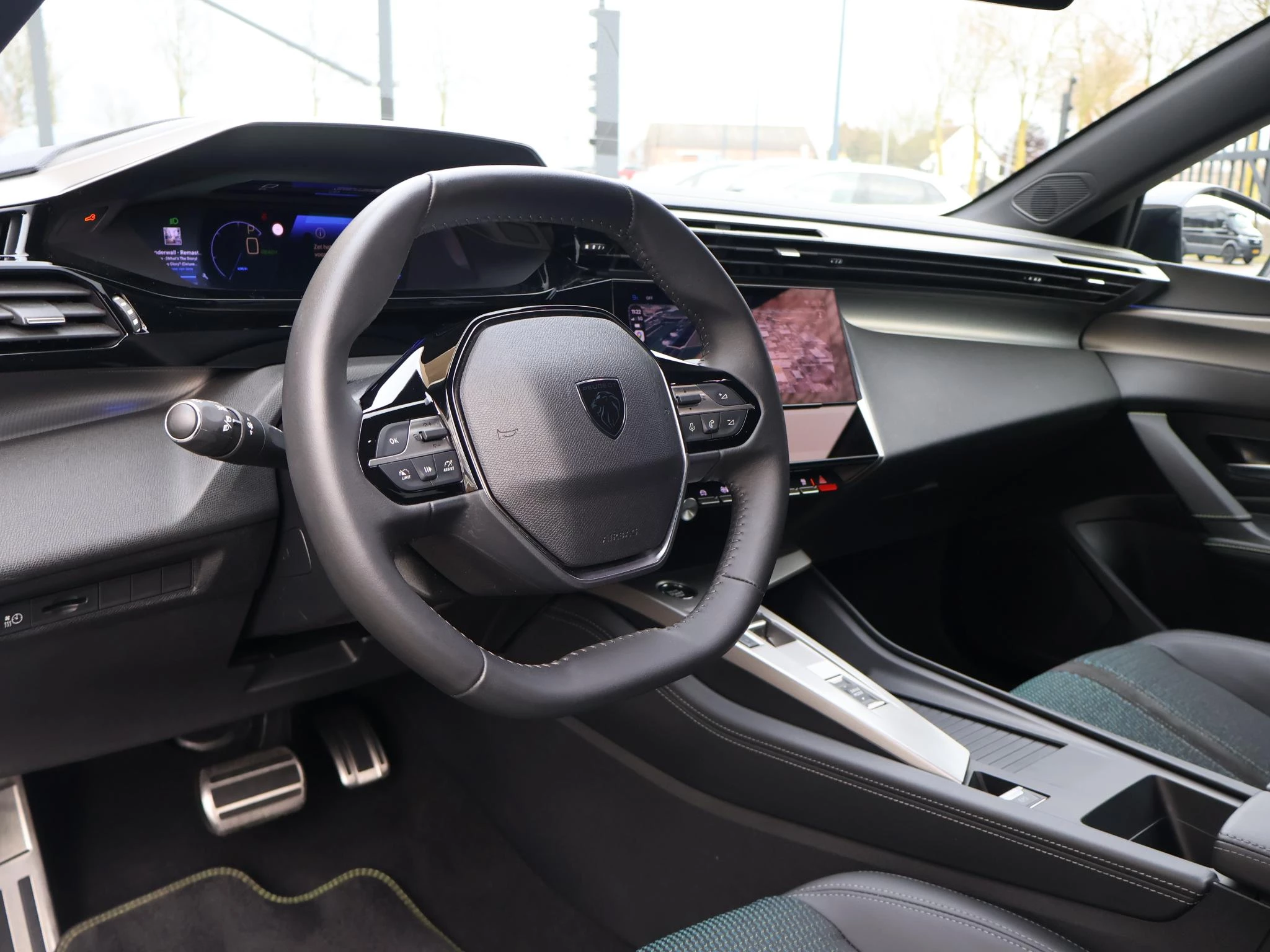 Hoofdafbeelding Peugeot e-308