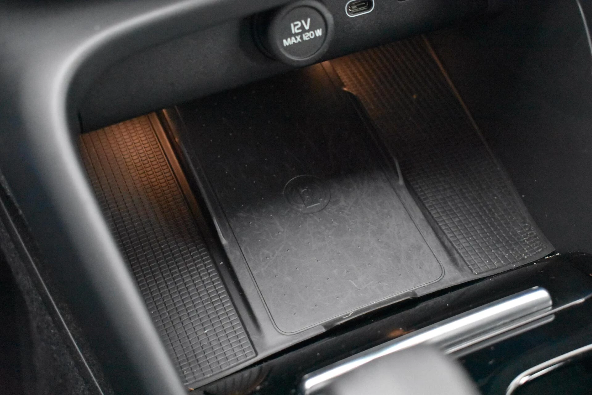 Hoofdafbeelding Volvo C40