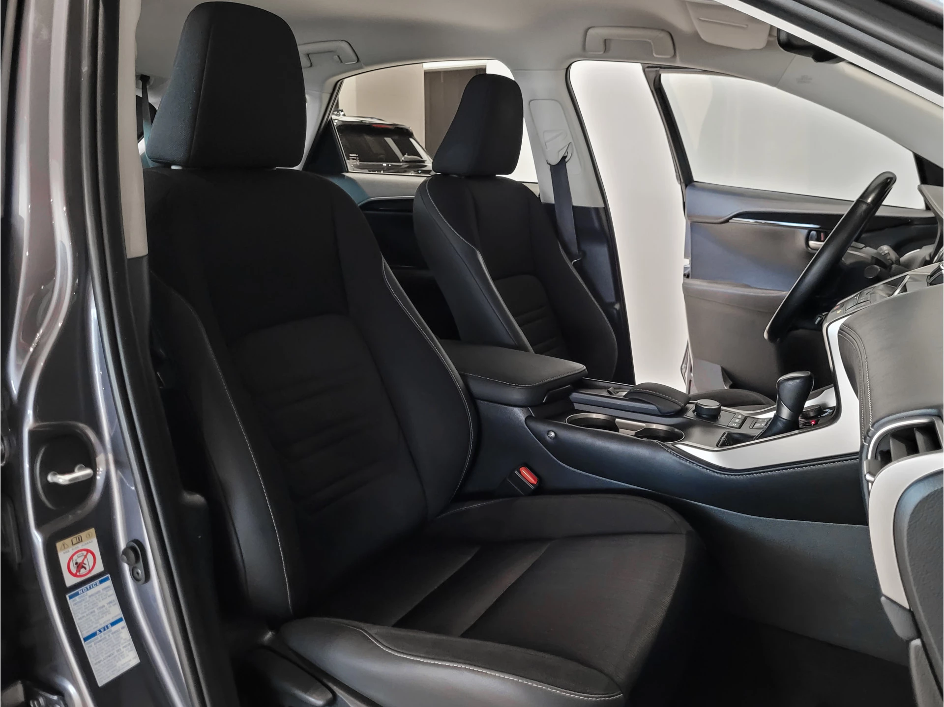 Hoofdafbeelding Lexus NX