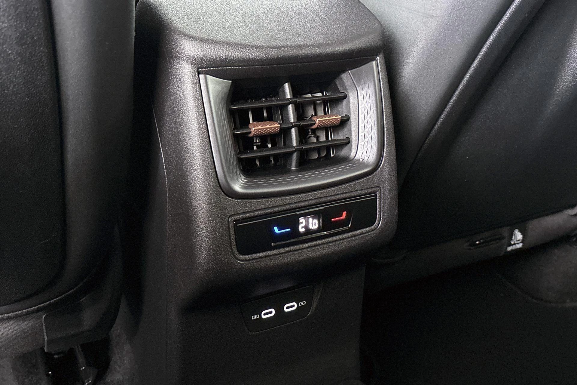 Hoofdafbeelding CUPRA Terramar