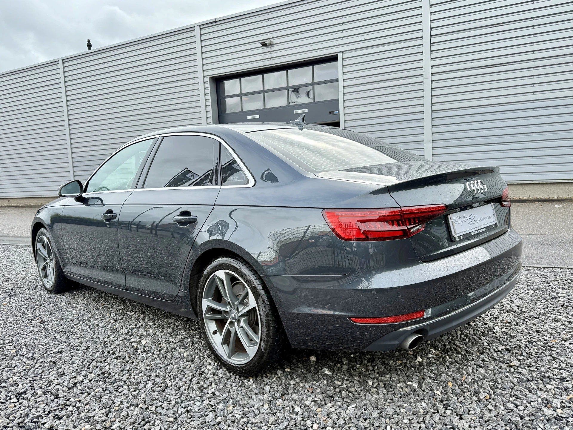 Hoofdafbeelding Audi A4