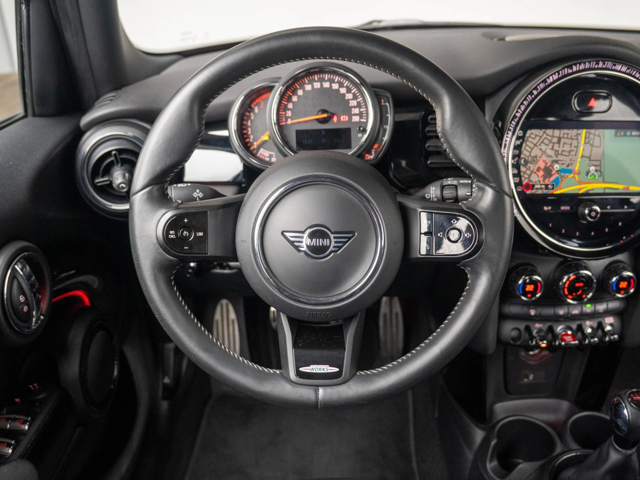 Hoofdafbeelding MINI 5-deurs