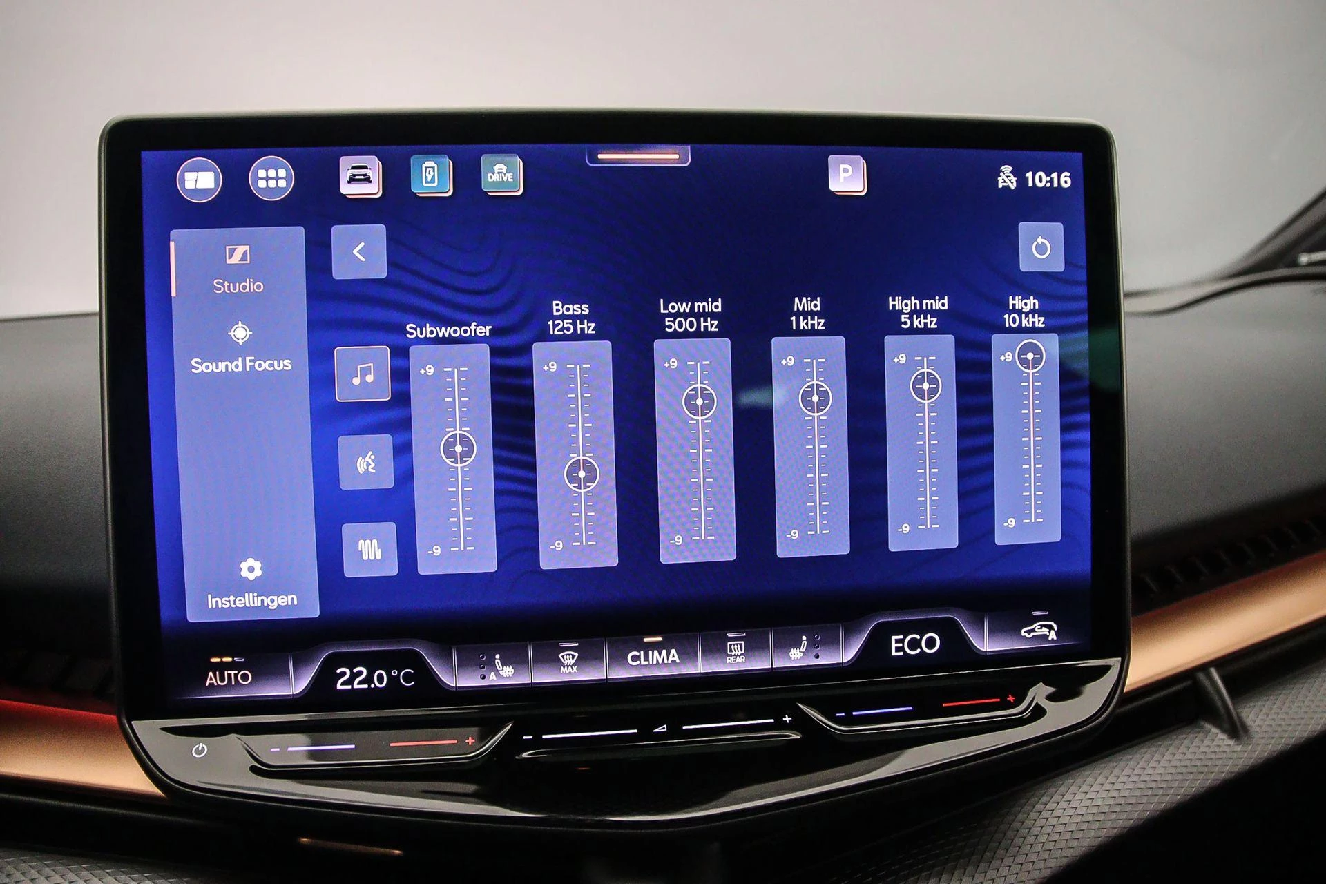 Hoofdafbeelding CUPRA Tavascan