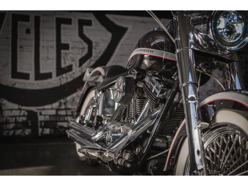 Hoofdafbeelding Harley-Davidson Harley-davidson Inkoop! Veilig En Vertro