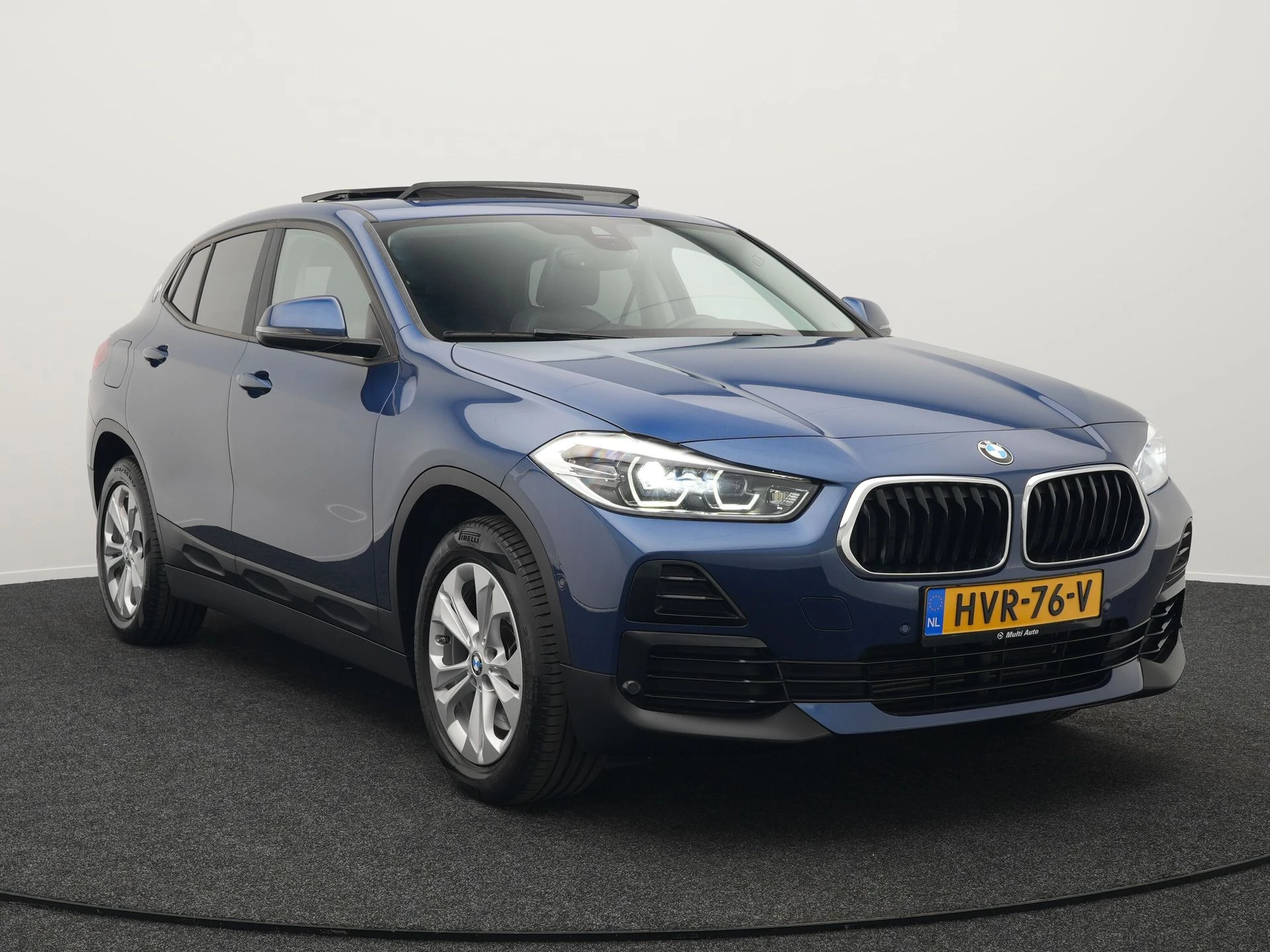 Hoofdafbeelding BMW X2