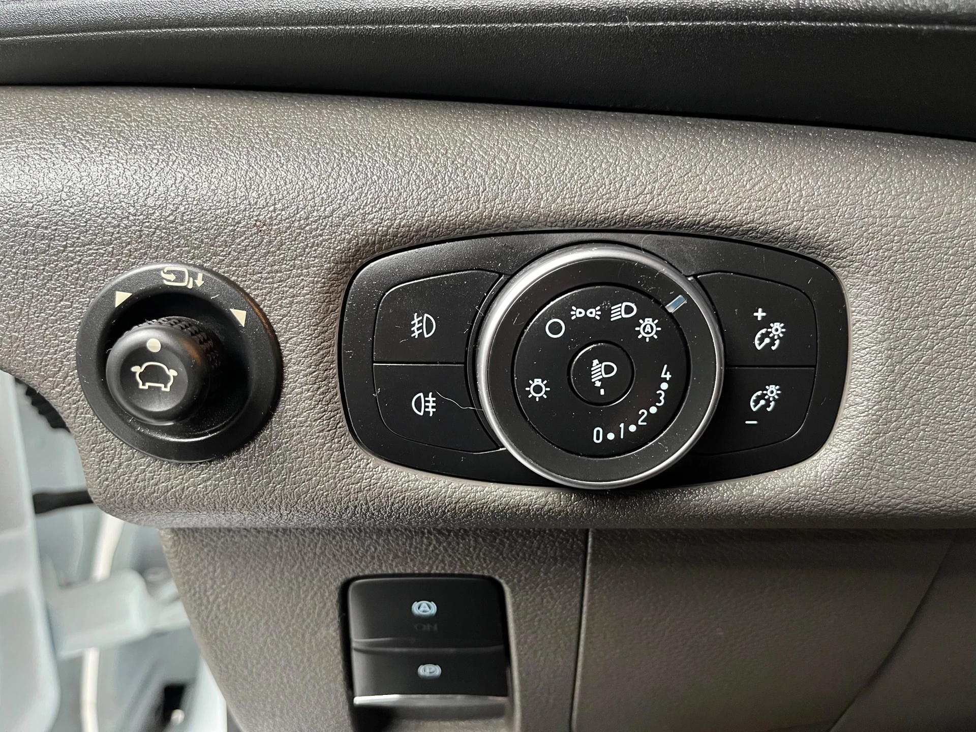 Hoofdafbeelding Ford E-Transit