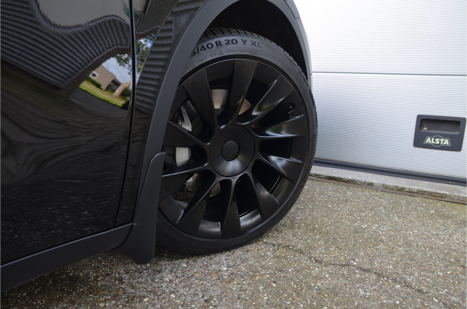 Hoofdafbeelding Tesla Model Y