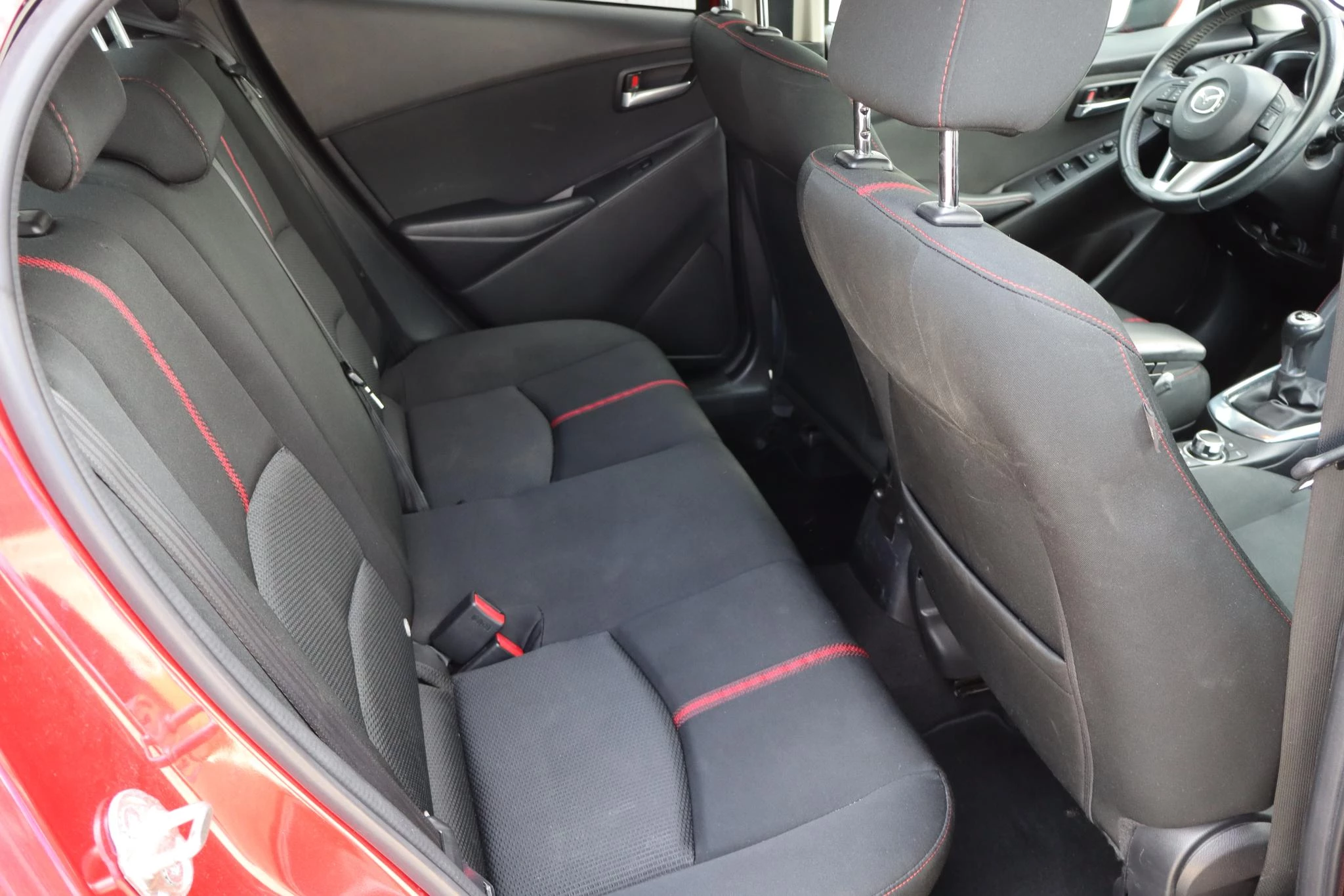 Hoofdafbeelding Mazda 2