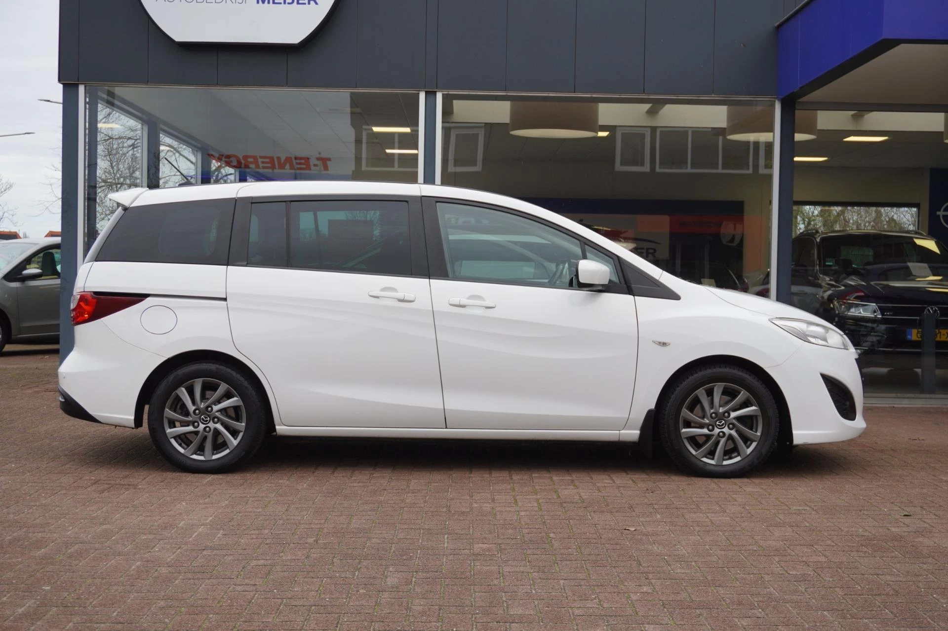 Hoofdafbeelding Mazda 5