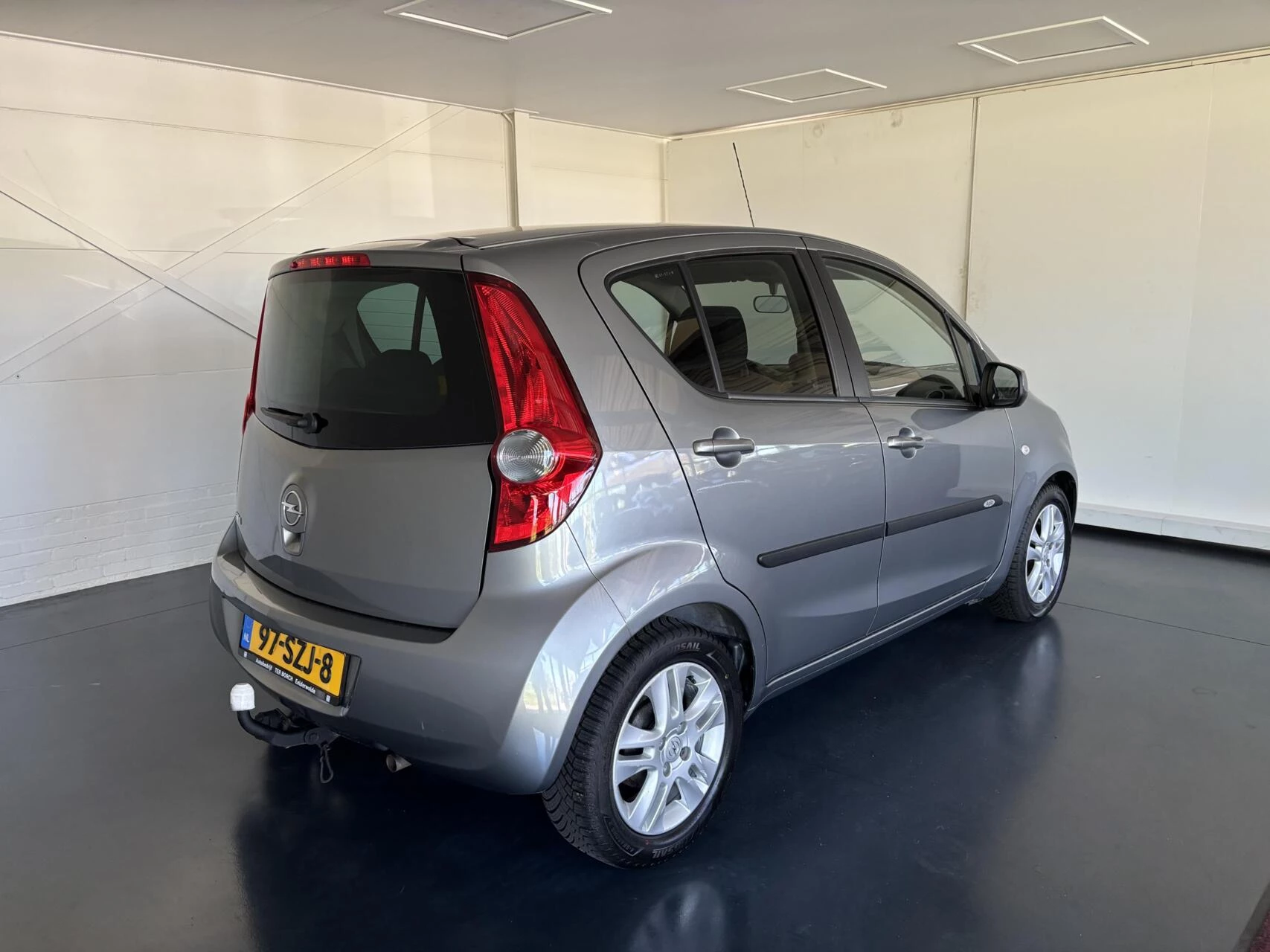 Hoofdafbeelding Opel Agila