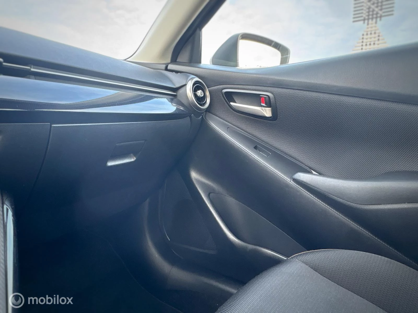 Hoofdafbeelding Mazda 2