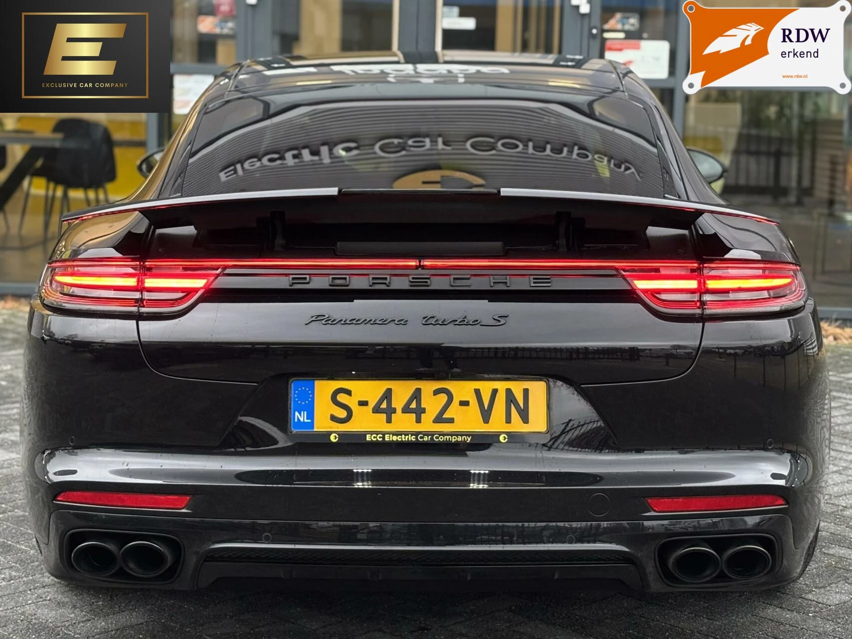 Hoofdafbeelding Porsche Panamera