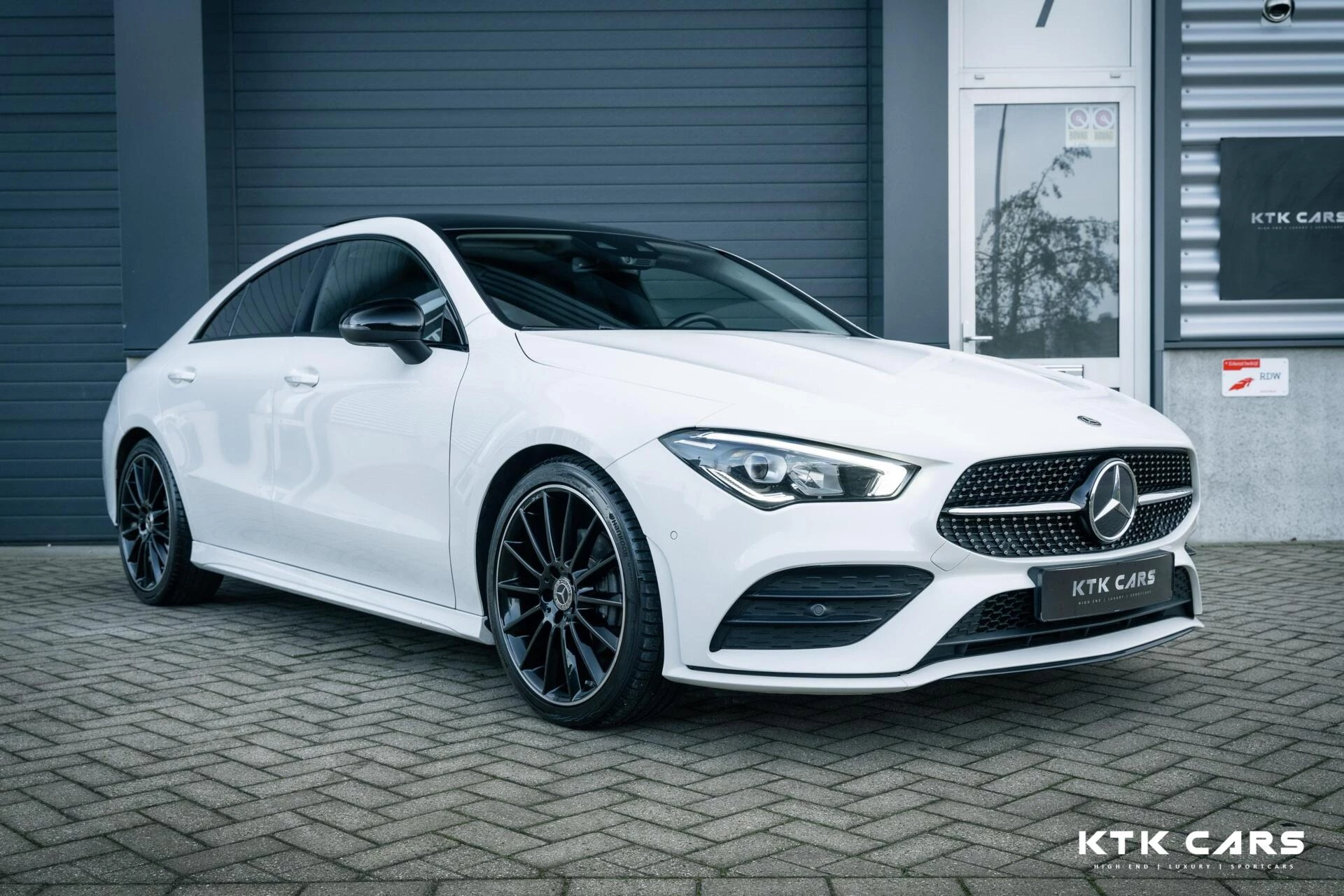 Hoofdafbeelding Mercedes-Benz CLA