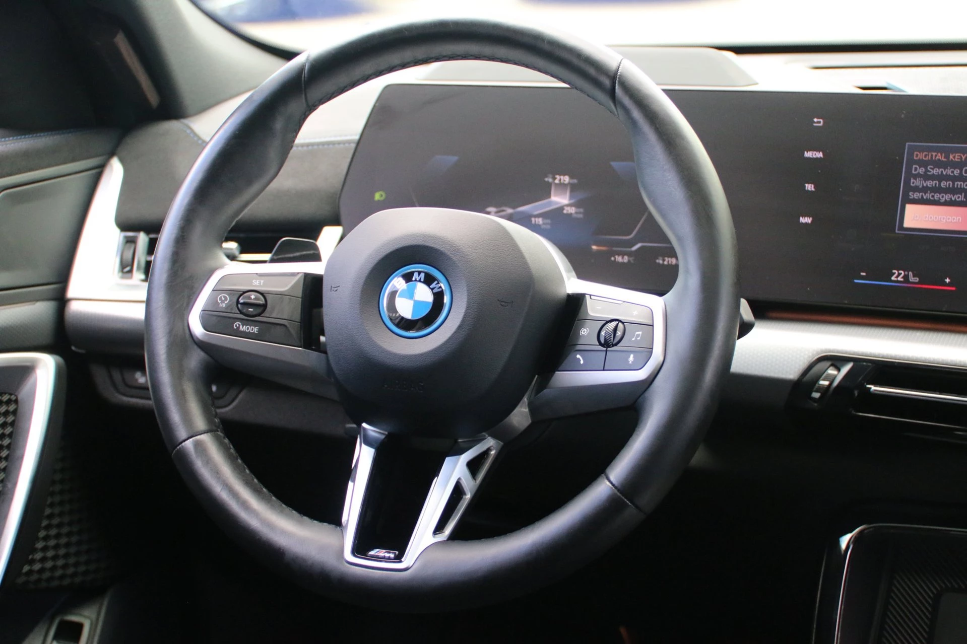 Hoofdafbeelding BMW iX2