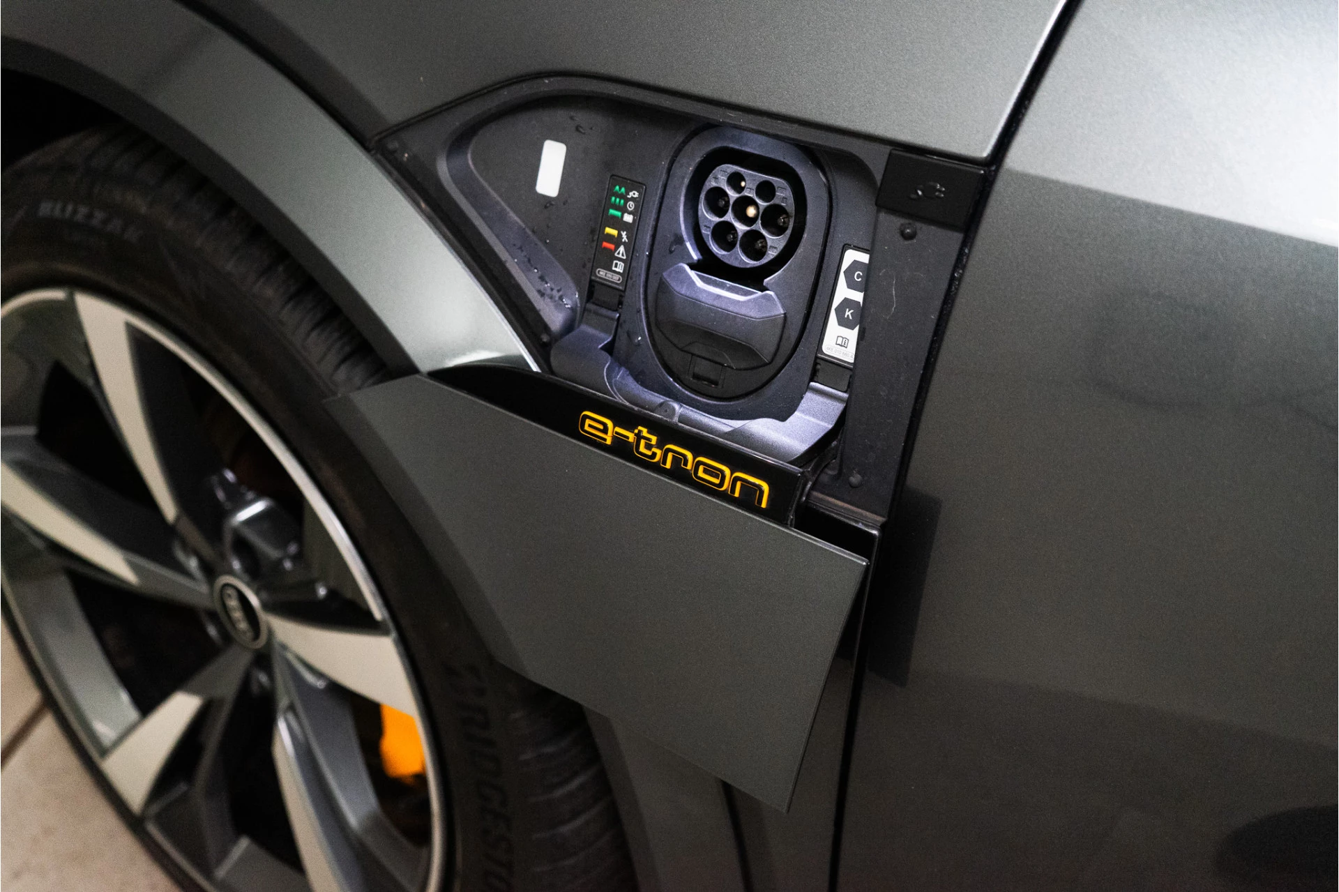 Hoofdafbeelding Audi e-tron