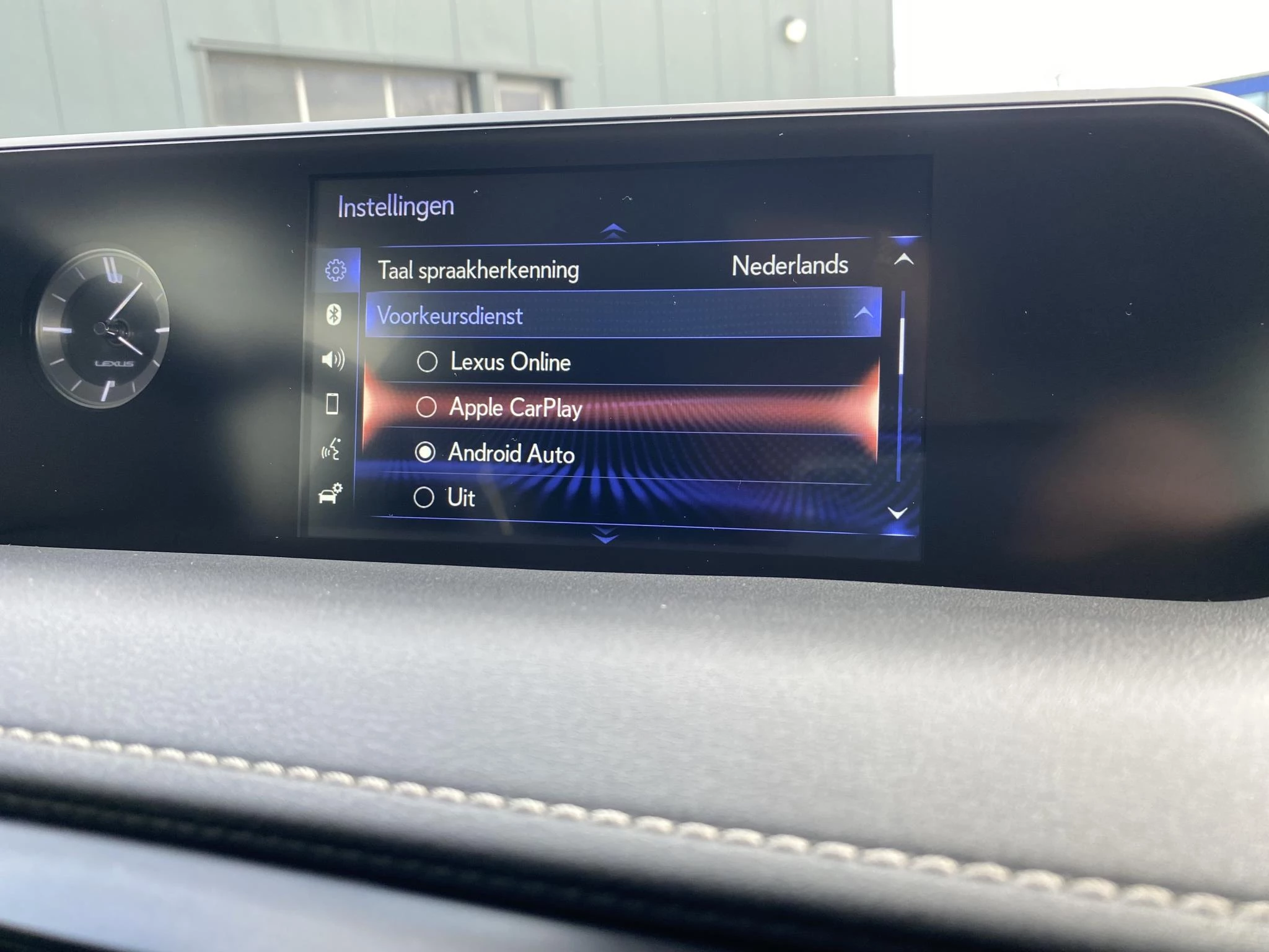 Hoofdafbeelding Lexus UX