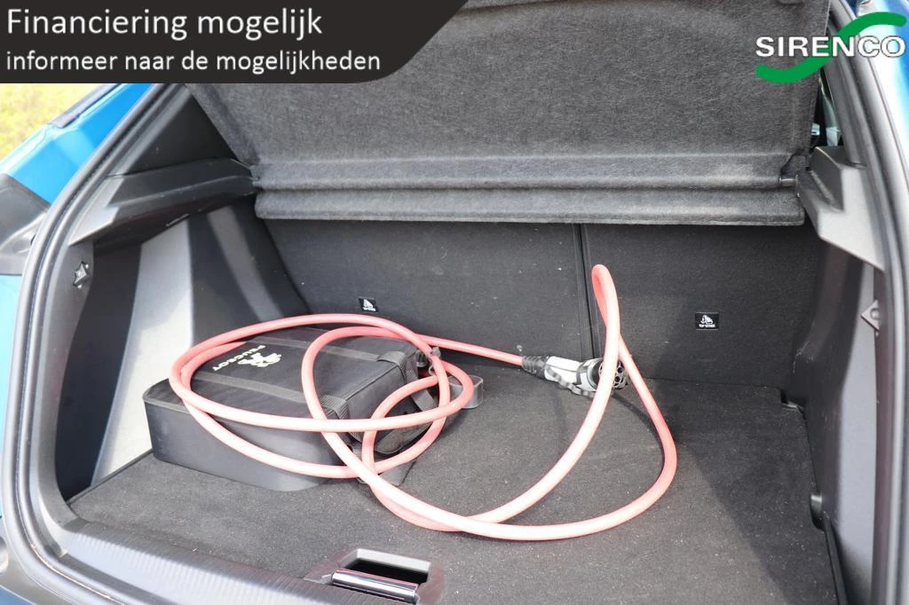 Hoofdafbeelding Peugeot e-2008