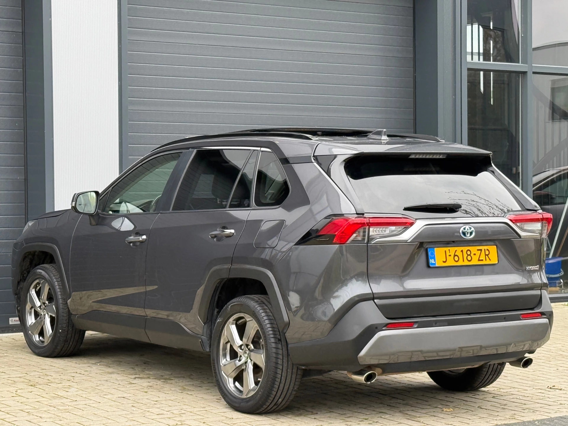 Hoofdafbeelding Toyota RAV4