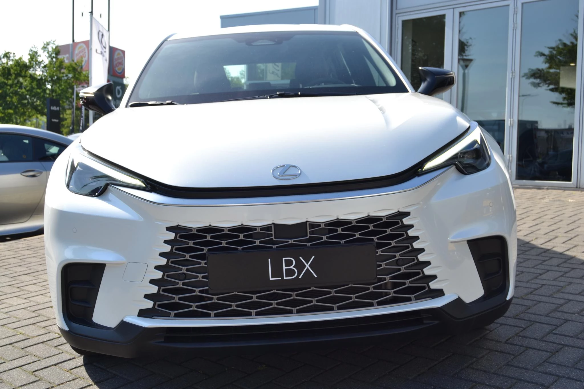 Hoofdafbeelding Lexus LBX