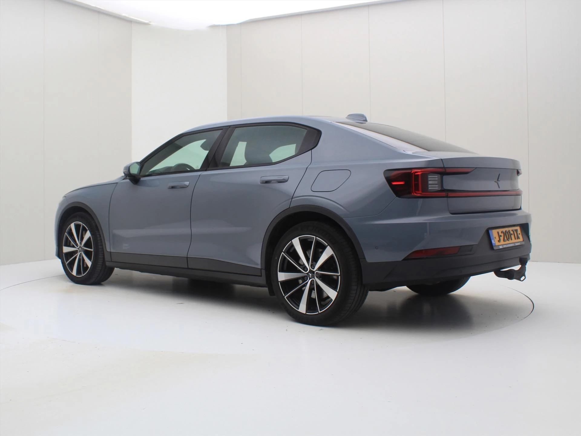 Hoofdafbeelding Polestar 2