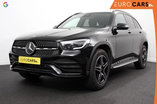 Mercedes-Benz GLC-klasse 300e 4MATIC Automaat PHEV AMG Line | Navigatie | Cruise Control | Parkeersensoren | Stoelverwarming | Panorama dak | Matrix LED-koplampen | Virtual Cockpit | Surround-systeem Burmester | Inductielader