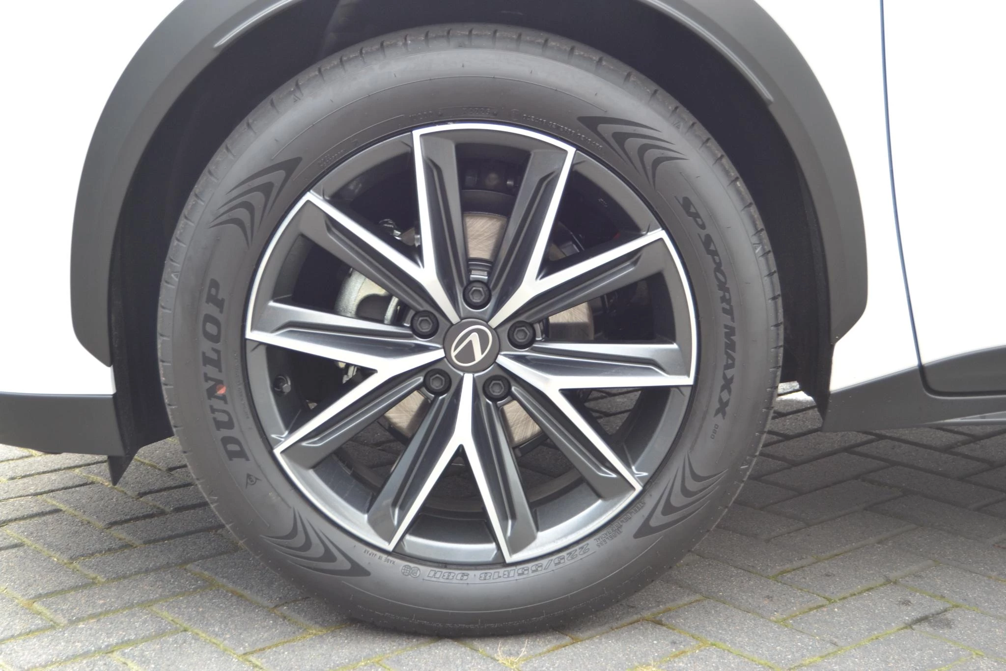 Hoofdafbeelding Lexus LBX