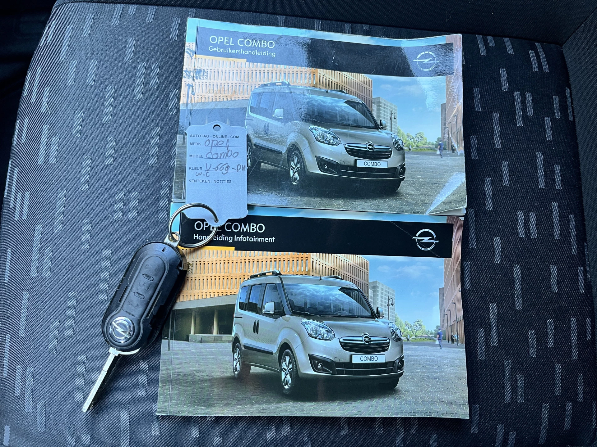 Hoofdafbeelding Opel Combo