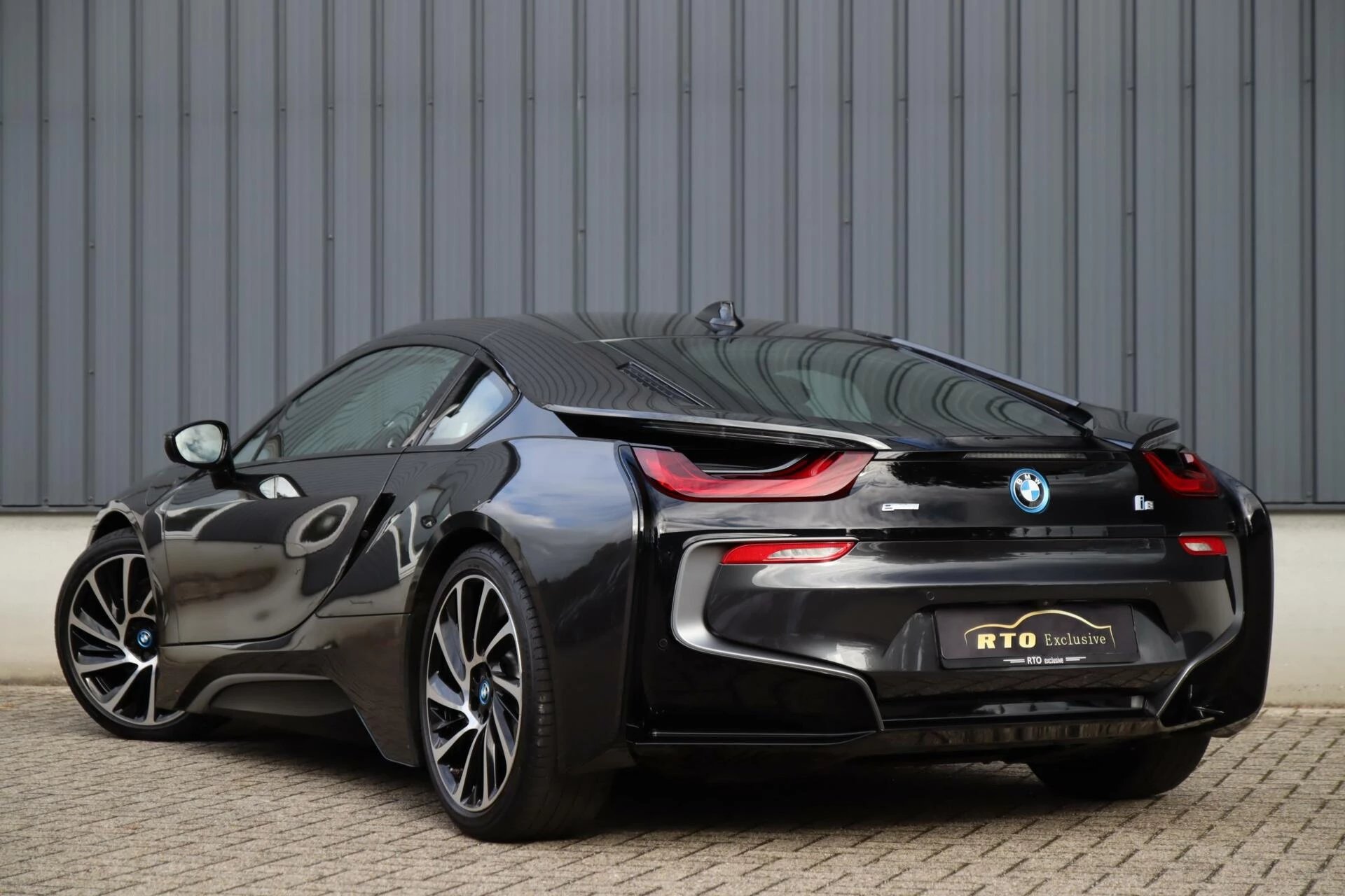 Hoofdafbeelding BMW i8