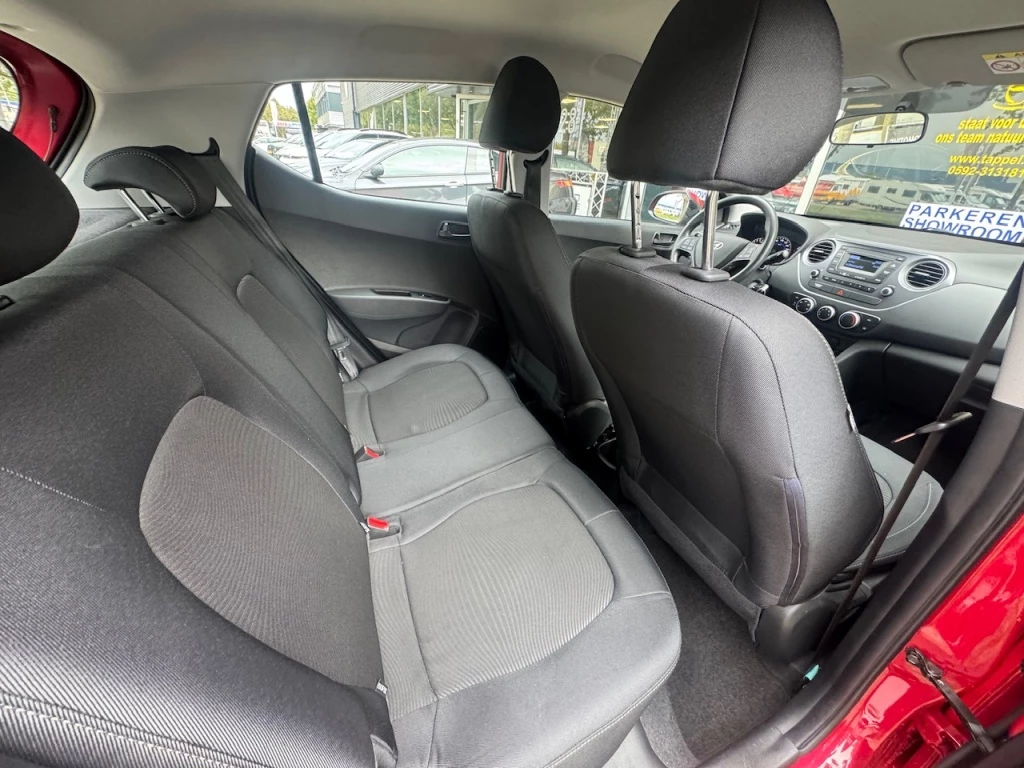 Hoofdafbeelding Hyundai i10