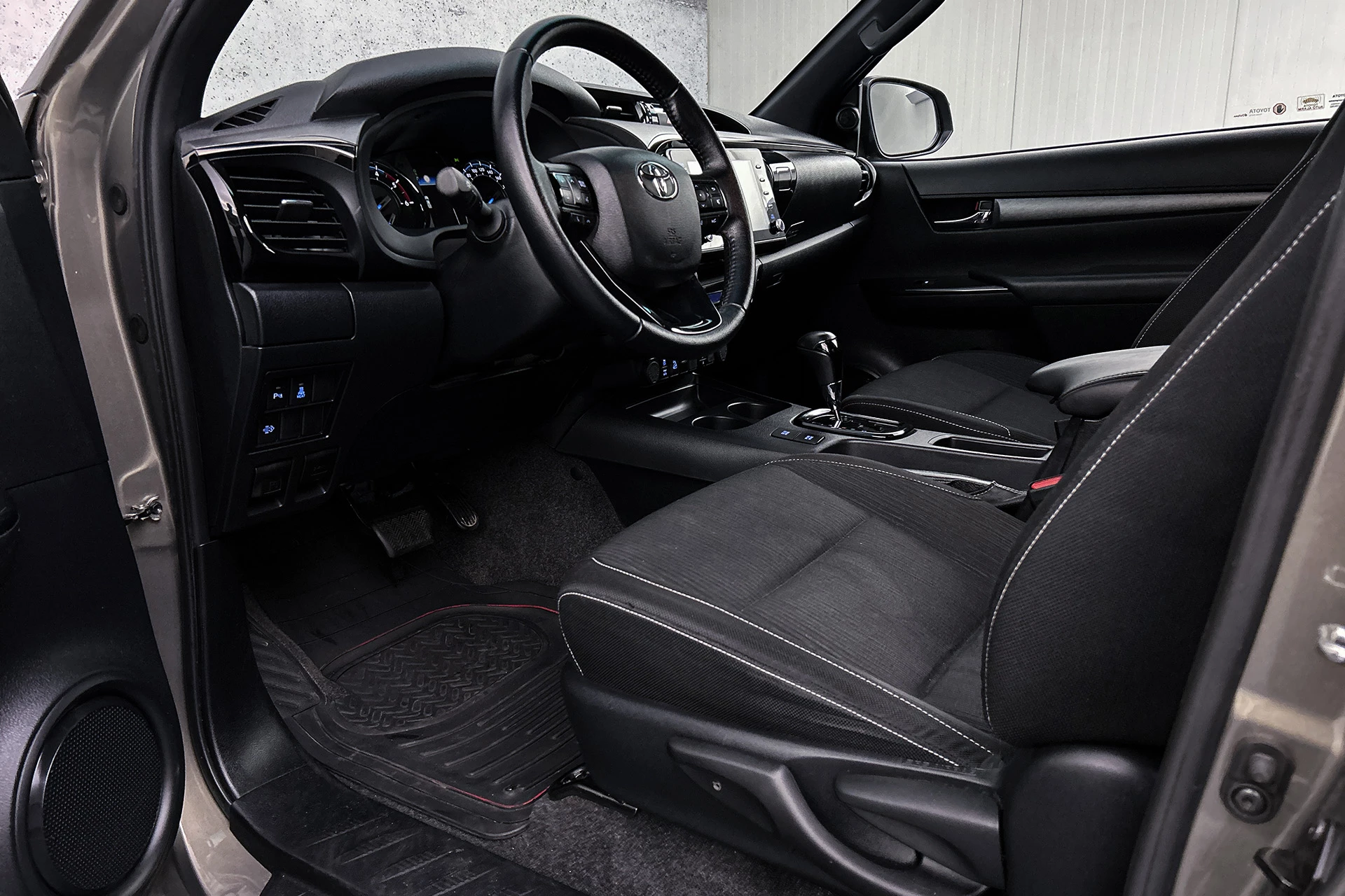 Hoofdafbeelding Toyota Hilux