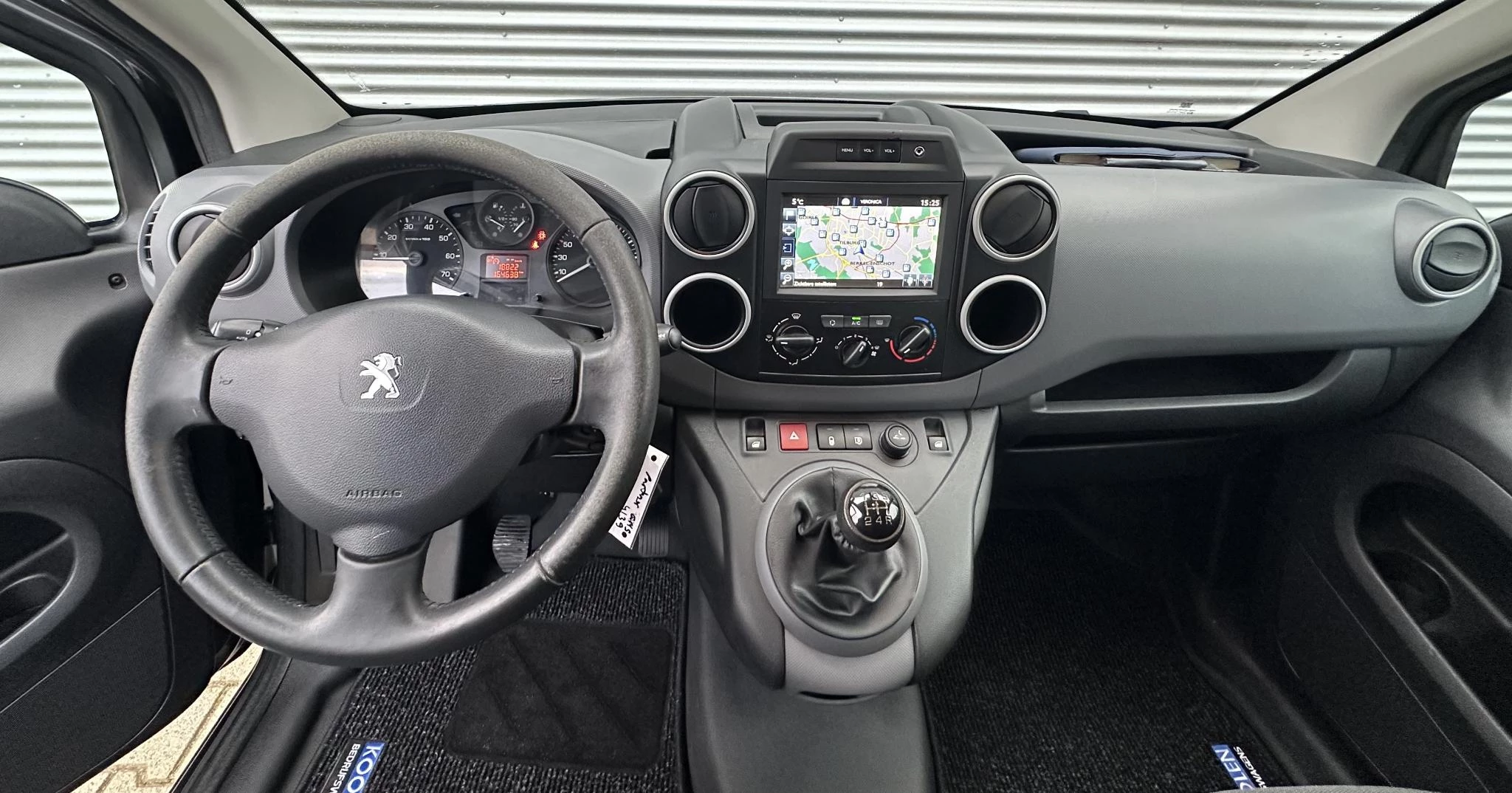 Hoofdafbeelding Peugeot Partner