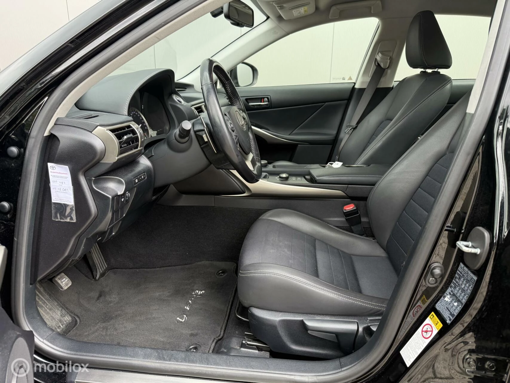 Hoofdafbeelding Lexus IS