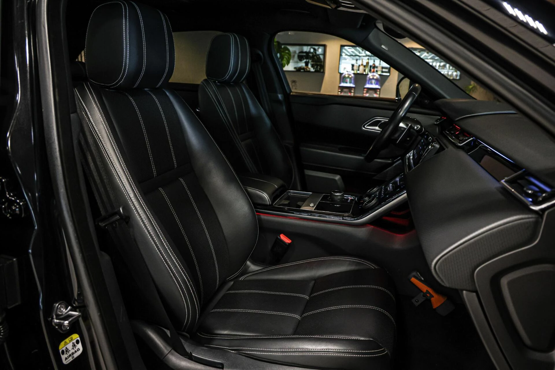 Hoofdafbeelding Land Rover Range Rover Velar