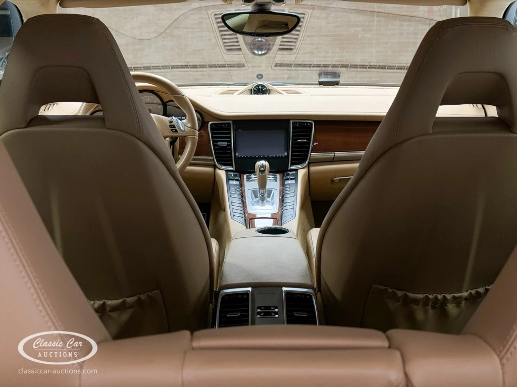 Hoofdafbeelding Porsche Panamera