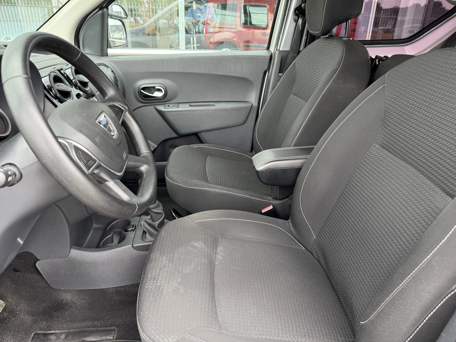 Hoofdafbeelding Dacia Dokker